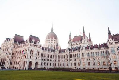 Budapest Historical Sightseeing - Walking Tour Budapest Historical Sightseeing - Walking Tour