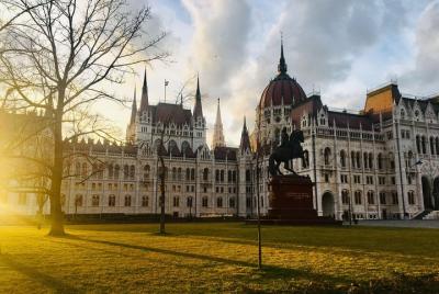 Best of Budapest: Half Day Private Walking Tour