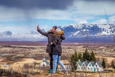 Golden Circle Full Day Tour from Reykjavik by Minibus Golden Circle Full Day Tour from Reykjavik by Minibus