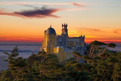 Sintra Full Day Small-Group Tour: Let the Fairy Tale Begin Sintra Full Day Small-Group Tour: Let the Fairy Tale Begin