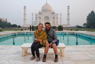 Single Day Taj Mahal and Agra Fort Tour with Fatehpur Sikri Single Day Taj Mahal and Agra Fort Tour with Fatehpur Sikri