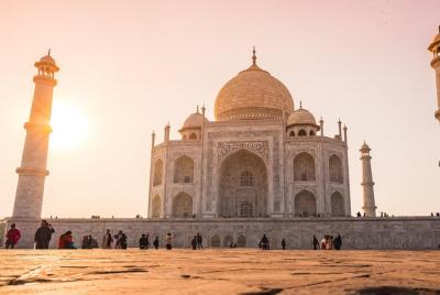 Full day guided tour of Agra Full day guided tour of Agra