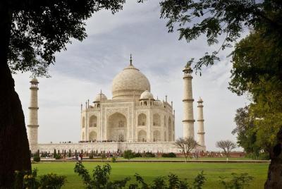 Private Full-Day Taj Mahal Sunrise and Agra Tour  Private Full-Day Taj Mahal Sunrise and Agra Tour