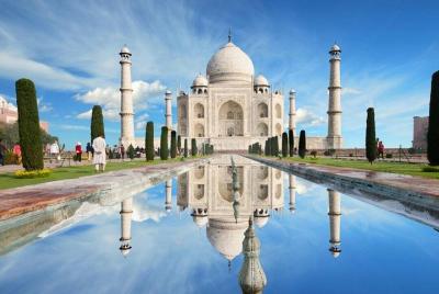 Three-Day Private Luxury Taj Mahal Jaipur and Delhi Tour with Lunch from Delhi Three-Day Private Luxury Taj Mahal Jaipur and Delhi Tour with Lunch from Delhi