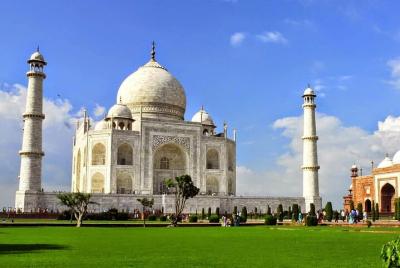 3-Days Delhi Agra and Jaipur Tour Package With Hotel 3-Days Delhi Agra and Jaipur Tour Package With Hotel