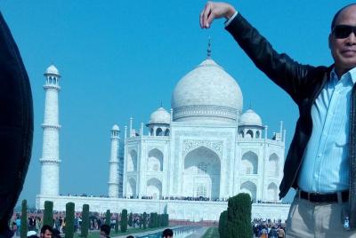 Full day Agra city tour by car Full day Agra city tour by car