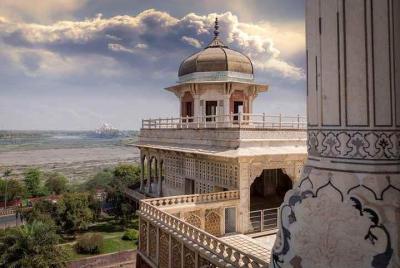 Half-Day Agra Taj Mahal Tour by Private AC Car Half-Day Agra Taj Mahal Tour by Private AC Car