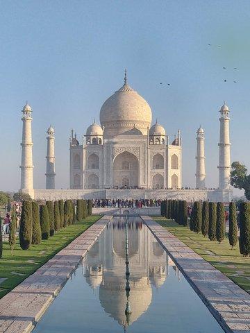 Private Tour Guide for Taj mahal, Agra Fort and shopping. Private Tour Guide for Taj mahal, Agra Fort and shopping.