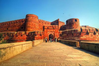 Half-Day Agra Tuk Tuk Tour - A Guided Experience Half-Day Agra Tuk Tuk Tour - A Guided Experience