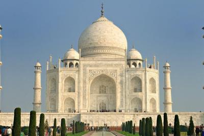 Guide Services in Agra for Taj Mahal Sunrise or Sunset and Fort Guide Services in Agra for Taj Mahal Sunrise or Sunset and Fort