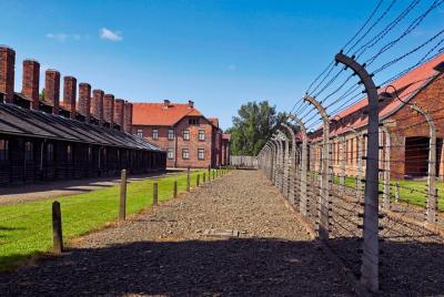 Auschwitz Birkenau: Guided Tour with Fast Track Ticket Auschwitz Birkenau: Guided Tour with Fast Track Ticket