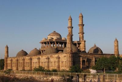 Explore Vadodara And Champaner From Ahmedabad Explore Vadodara And Champaner From Ahmedabad