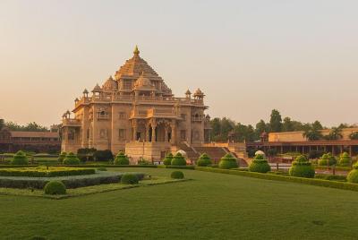 Ahmedabad Airport Transfers, Hotel & Sightseeing (3 Days) Ahmedabad Airport Transfers, Hotel & Sightseeing (3 Days)