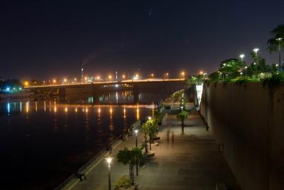 Ahmedabad Night Walk (2 Hours Guided Walking Tour) Ahmedabad Night Walk (2 Hours Guided Walking Tour)