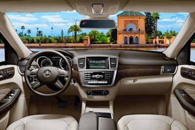 Private Transfer from Sardar Vallabhbhai Patel (AMD) Airport to A Private Transfer from Sardar Vallabhbhai Patel (AMD) Airport to A