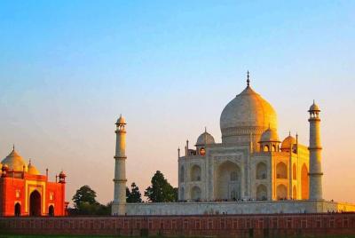 full-day Taj Mahal Tour from Agra Hotel or Train Station