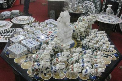 Marble Inlay and Handicrafts Tour - A Guided Experience Marble Inlay and Handicrafts Tour - A Guided Experience