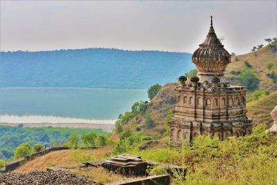 A Day Tour: Lonar crator lake with mesmerizing views
