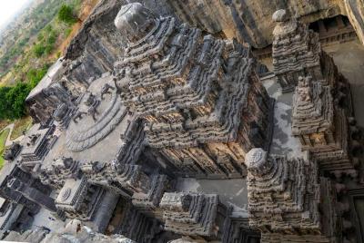 Aurangabad to Ellora, Grishneshwar Temple & Daulatabad Fort Sightseeing