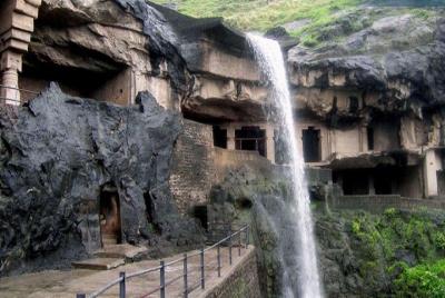Aurangabad Private 3-Day Tour with the Ajanta and Ellora Caves