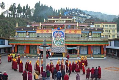 Private 4 Day Tour To Gangtok Hill And Buddhist Monasteries Private 4 Day Tour To Gangtok Hill And Buddhist Monasteries