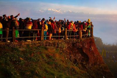 Explore North East India - Darjeeling Sikkim Road Trip Explore North East India - Darjeeling Sikkim Road Trip
