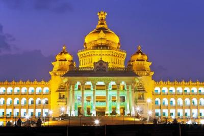 Private Tour: Bangalore City Tour Including Bangalore Palace and Vidhana Soudha Private Tour: Bangalore City Tour Including Bangalore Palace and Vidhana Soudha