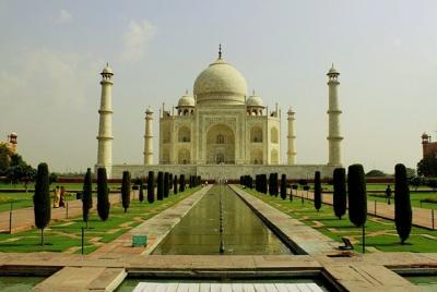 Bangalore to Taj Mahal Sunrise and Sunset overnight tour with return flights Bangalore to Taj Mahal Sunrise and Sunset overnight tour with return flights