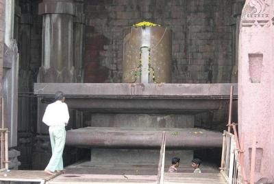 Full-Day Private Tour to Bhimbetka Caves & Bhojpur from Bhopal Full-Day Private Tour to Bhimbetka Caves & Bhojpur from Bhopal
