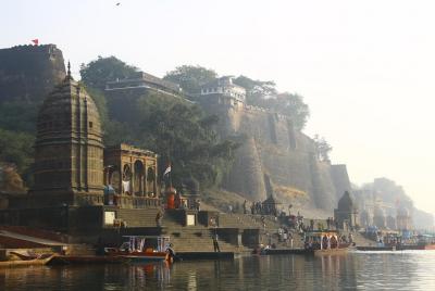 Maheshwar Fort and River banks temples from Bhopal Maheshwar Fort and River banks temples from Bhopal