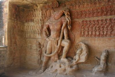 Prehistoric and Pristine Madhya Pradesh Prehistoric and Pristine Madhya Pradesh