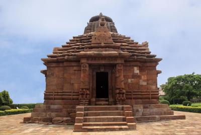 Temples & Mangrove Forest Tour (4 Days) Temples & Mangrove Forest Tour (4 Days)