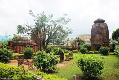 Best of Bhubaneswar (Guided Halfday Sightseeing Tour by Car) Best of Bhubaneswar (Guided Halfday Sightseeing Tour by Car)