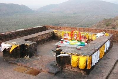 Full day private trip to Rajgir and Nalanda from Bodhgaya Full day private trip to Rajgir and Nalanda from Bodhgaya