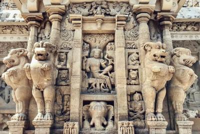 Private Tour to Kanchipuram and Mahabalipuram from Chennai