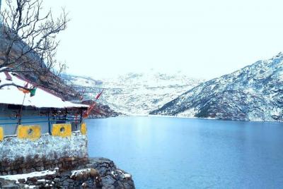 Day Excursion to Tsomgo Lake and Baba Mandir