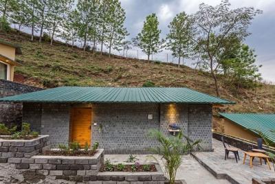 Luxury 2N3D adventure in Dharamshala Luxury 2N3D adventure in Dharamshala