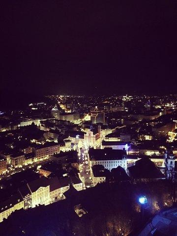 Ljubljana 2 Hour Magical Advent Tour including Cruise