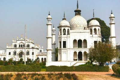 Heritage & Cultural Walk of Lucknow (2 Hours Guided Walking Tour)