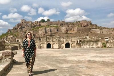 Full day guided tour of Hyderabad Full day guided tour of Hyderabad