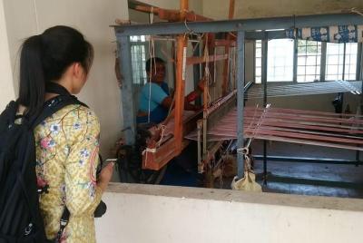 Saree weavers of Pochampally, a day tour from Hyderabad Saree weavers of Pochampally, a day tour from Hyderabad