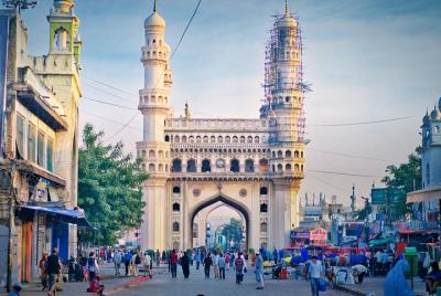 Heritage & Cultural Walk of Hyderabad (2 Hours Guided Walking Tou Heritage & Cultural Walk of Hyderabad (2 Hours Guided Walking Tou