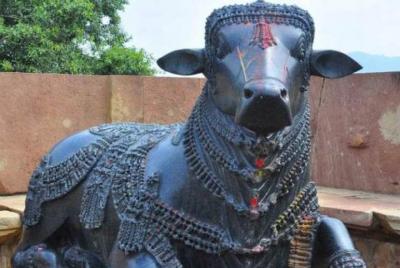 Day Excursion to the unique Ramappa Temple from Hyderabad with Lunch Day Excursion to the unique Ramappa Temple from Hyderabad with Lunch