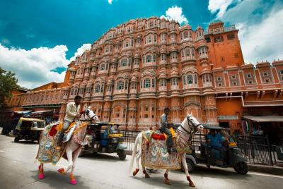 Full-Day Jaipur (Pink City) Tour from Jaipur Full-Day Jaipur (Pink City) Tour from Jaipur
