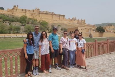 Full-Day Private Jaipur Guided Tour Full-Day Private Jaipur Guided Tour