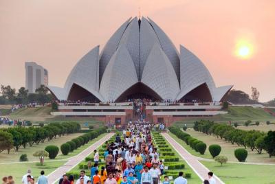 Private Old and New Delhi Tour - Best of Delhi in 8 Hours with Entrances Private Old and New Delhi Tour - Best of Delhi in 8 Hours with Entrances
