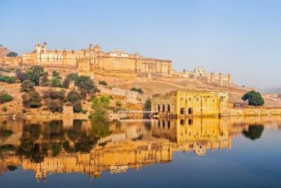 Jaipur Local Sightseeing Tour With Private Luxury Car  Jaipur Local Sightseeing Tour With Private Luxury Car