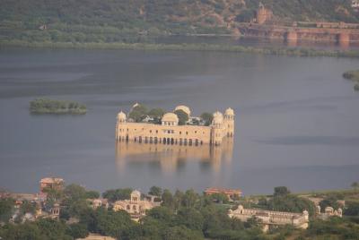 Jaipur Full Day City Tour with Pickup and Guide 