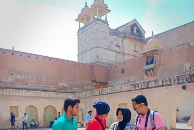 Full day private Jaipur city tour inclusive of Traditional Indian meal Full day private Jaipur city tour inclusive of Traditional Indian meal