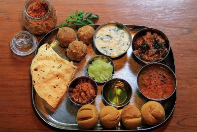 Private Traditional Dinner with an Indian Family in Jaipur Private Traditional Dinner with an Indian Family in Jaipur